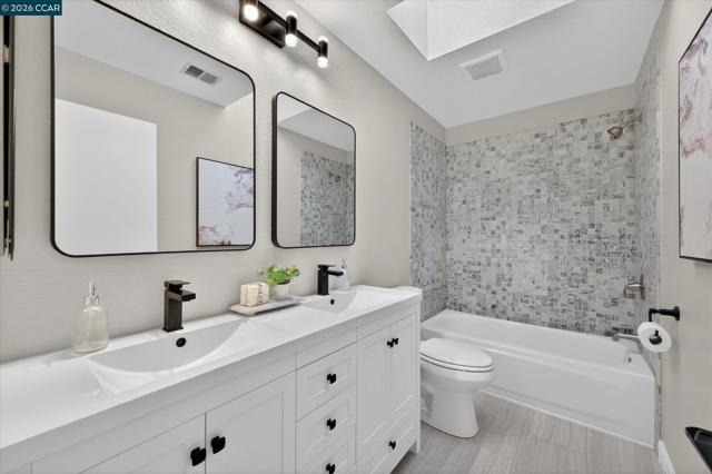 Image 21 of 30 For 1358 Walden Rd