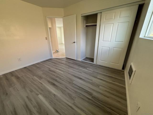 8209 8211 Jema Way, Lakeside CA: https://media.crmls.org/mediaz/e2bf00e4-bf0c-4e62-8bd2-7c0966f5f987.jpg