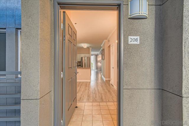 Image 7 of 22 For 1643 6th Ave  208