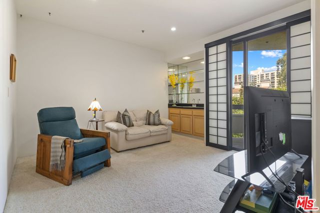 2102 Century Park Lane, Los Angeles CA: https://media.crmls.org/mediaz/e2c2f0e5-1860-45ce-812b-f99ba05a9cef.jpg