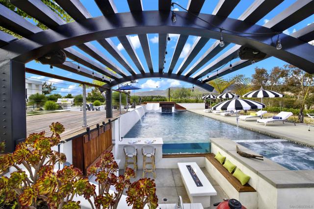 8366 The Landing Way, San Diego CA: https://media.crmls.org/mediaz/e2c38a42-ce19-4109-99b0-c801209d9e92.jpg