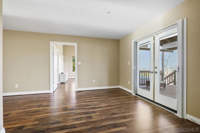 16690 Iron Springs Rd, Julian CA: https://media.crmls.org/mediaz/e2c3bf06-1a4d-44c4-8286-e55dbcf9ea53.jpg