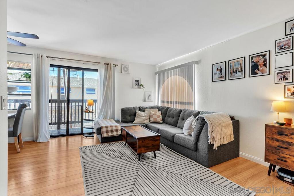 4725 35th St - photo 3