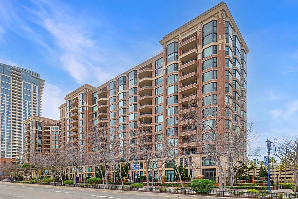 500 W Harbor Drive #716