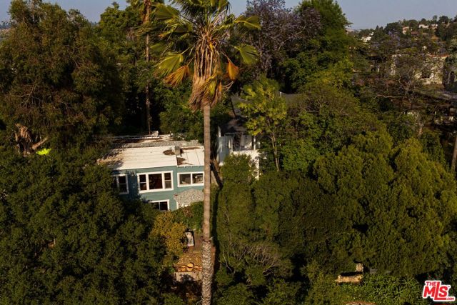 2326 Hidalgo Avenue, Los Angeles CA: https://media.crmls.org/mediaz/e2c5c848-8c9a-4ea0-b9a5-258a6d5d1e50.jpg