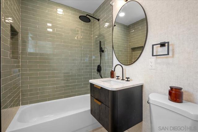 1041 Angelo Dr, National City CA: https://media.crmls.org/mediaz/e2c62008-2dc5-4f15-a94f-2dfac1be3b15.jpg