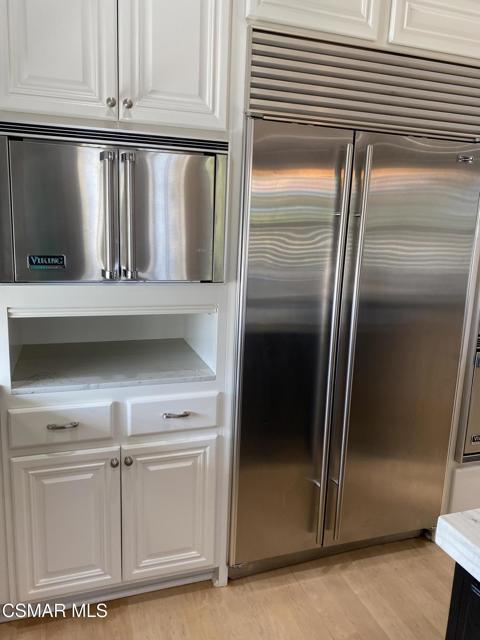 3082 Eaglewood Avenue, Thousand Oaks CA: https://media.crmls.org/mediaz/e2c63b77-fbfb-4882-b035-63f921e2f69c.jpg