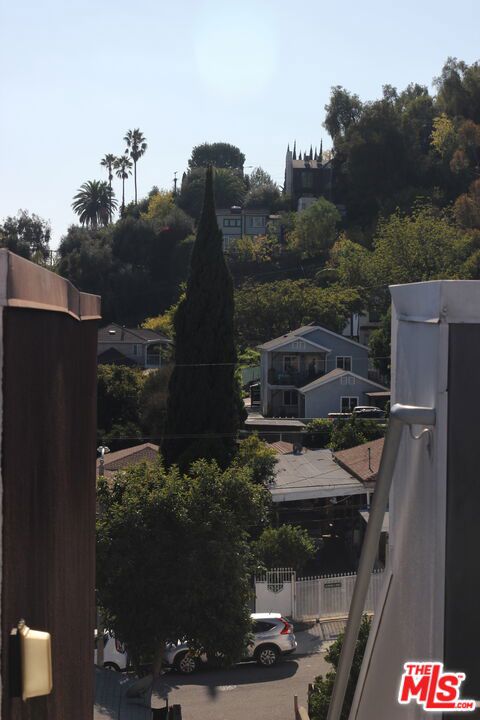 2210 Tom Mix Road, Los Angeles CA: https://media.crmls.org/mediaz/e2c6bd60-d89b-4214-ba8a-948b3fd84554.jpg