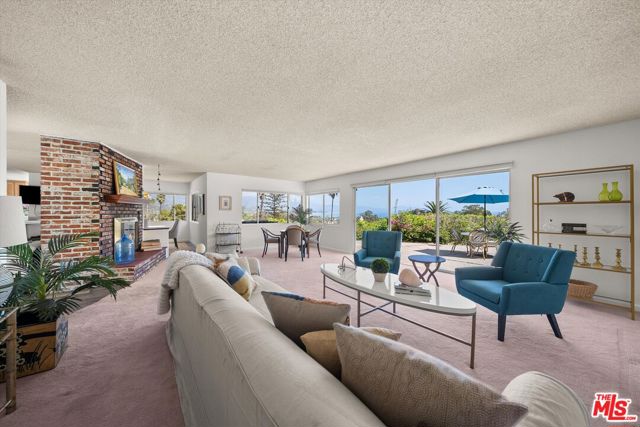 540 Miramonte Drive, Santa Barbara CA: https://media.crmls.org/mediaz/e2c92bd1-aa95-48f5-baac-72ef1564d9f5.jpg