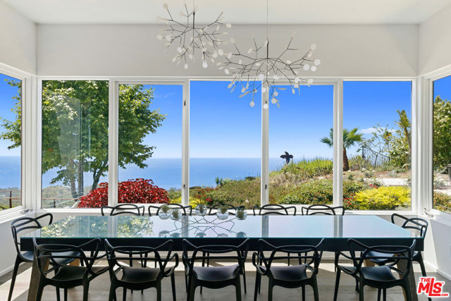 27450 Calicut Road, Malibu CA: https://media.crmls.org/mediaz/e2c99a91-aefe-4866-8c6f-f54c3c90d0e3.jpg