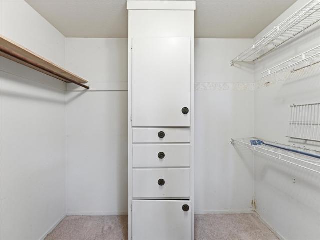 Image 14 of 24 For 624 Oakridge Drive