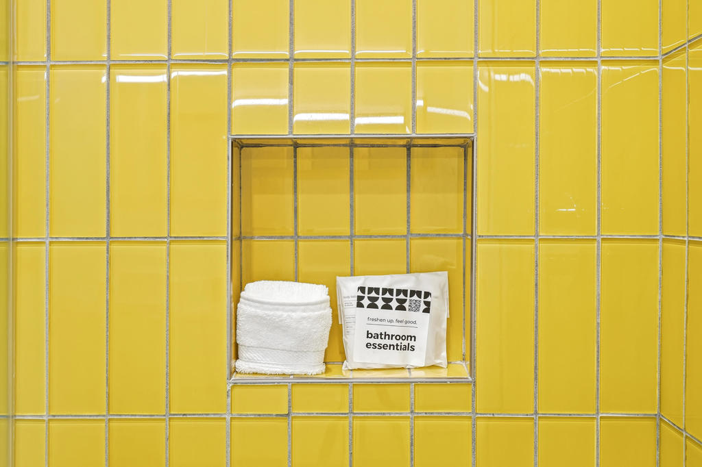 https://media.crmls.org/mediaz/e2ca889d-8166-4a6e-b302-60453b09d8f0.jpg?preset=X-Large