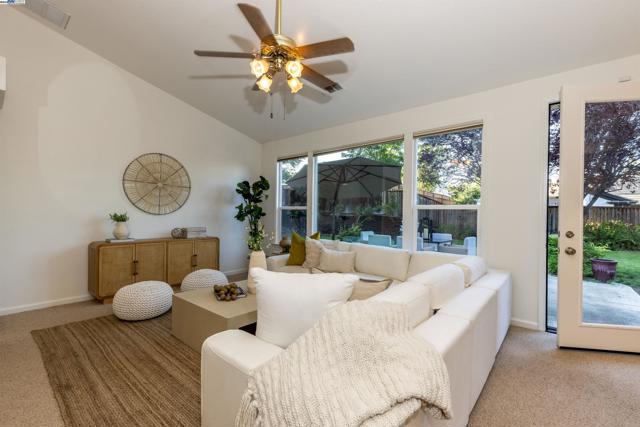 4244 Milton Way, Livermore CA: https://media.crmls.org/mediaz/e2cb1100-8a0a-4561-ae42-5dd5ecb4e64b.jpg
