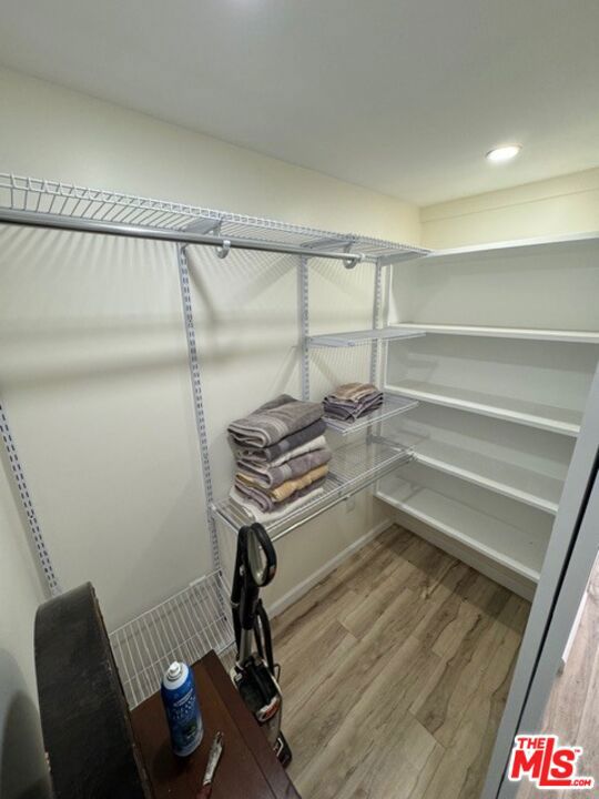 Drew Fenton | 1636 N Beverly Glen Boulevard Los Angeles CA | MLS: 7625201