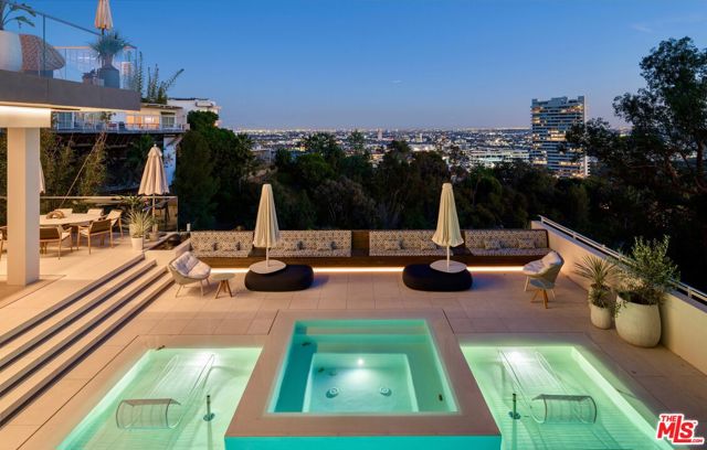 Photo of 9422 SIERRA MAR Drive, Los Angeles, CA 90069