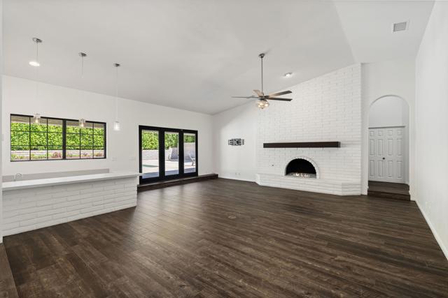 79540 Bermuda Dunes Drive, Bermuda Dunes CA: https://media.crmls.org/mediaz/e2cd3b41-2d6d-482b-b086-dc60d7d81354.jpg