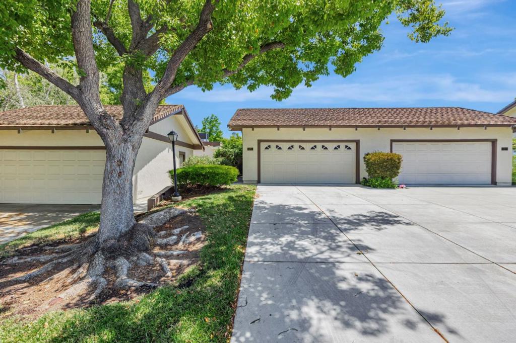 6251 Blauer Lane