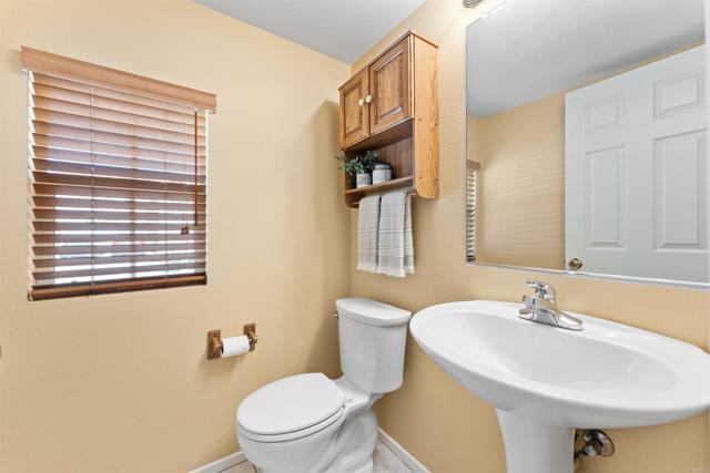 Detail Gallery Image 17 of 41 For 1170 Pinto Canyon Ln, Chula Vista,  CA 91915 - 3 Beds | 2/1 Baths