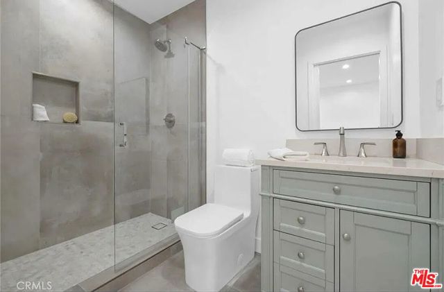 6251 Alcove Avenue photo 44