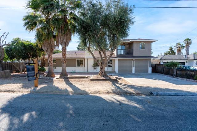 1150 Bonnie View Road, Hollister CA: https://media.crmls.org/mediaz/e2cff683-7deb-45ee-b959-c606b830d892.jpg