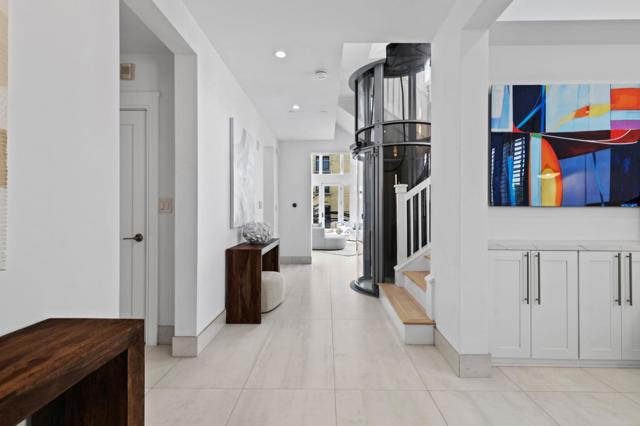 356 Santana Row, San Jose CA: https://media.crmls.org/mediaz/e2d04ac5-9f33-4f3e-9595-7d5e4fe7cd46.jpg