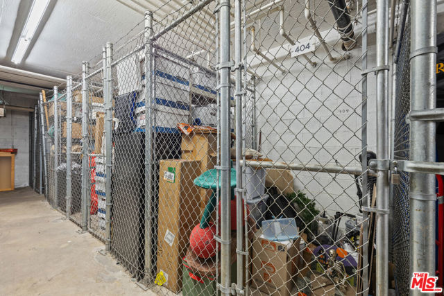 8601 Falmouth Avenue, Playa del Rey CA: https://media.crmls.org/mediaz/e2d070eb-66ff-482a-9eac-ce5e23e9ed19.jpg