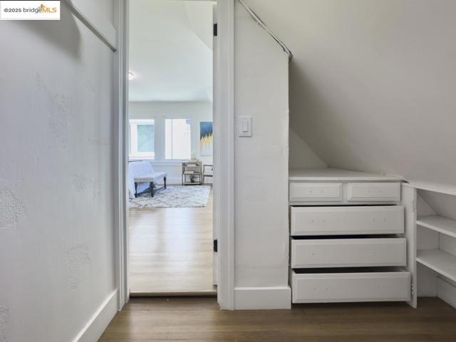 479 Kentucky Ave, Berkeley CA: https://media.crmls.org/mediaz/e2d0bff5-1eae-412d-98b9-c6d32e3fb97f.jpg