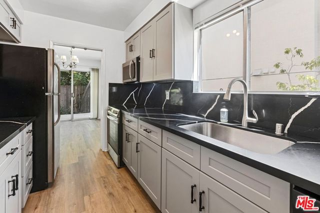 1852 Kelton Avenue, Los Angeles CA: https://media.crmls.org/mediaz/e2d3ce3b-cdf8-4e94-b450-78619046a359.jpg