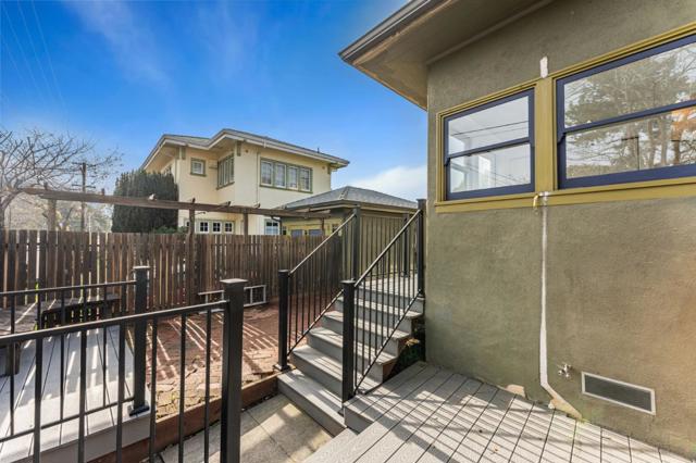 5150 Coronado Avenue, Oakland CA: https://media.crmls.org/mediaz/e2d433b4-dace-4eed-8f0a-904200c64f8e.jpg