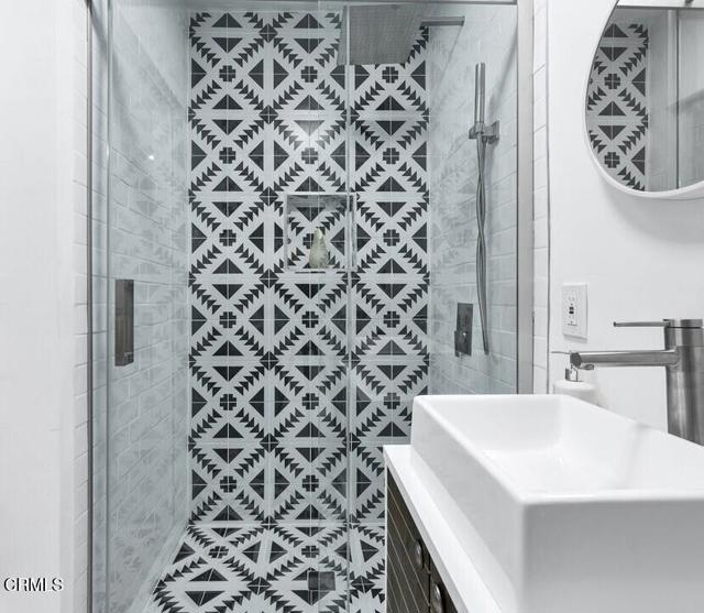 Detail Gallery Image 19 of 20 For 1086 Hollygrove Ln, Altadena,  CA 91001 - 4 Beds | 2 Baths