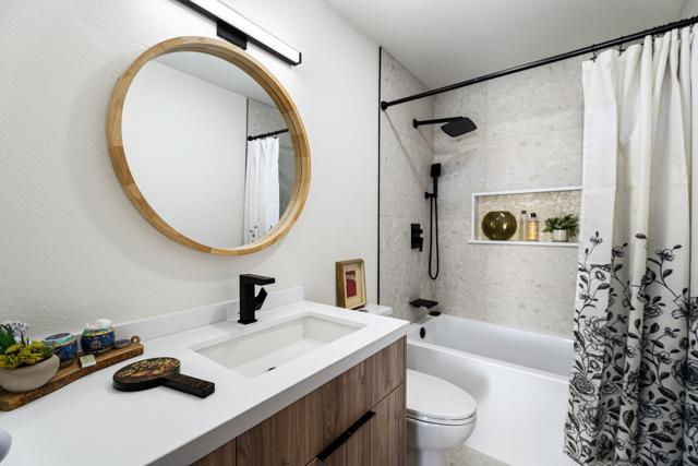 72690 Yucca Court, Palm Desert CA: https://media.crmls.org/mediaz/e2d61ff8-32eb-424a-a9b0-1df28aa8fb9a.jpg