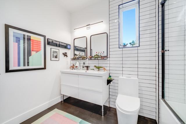 403 Black Canyon Place, Ramona CA: https://media.crmls.org/mediaz/e2d63361-2b26-4ca6-968c-3f5d6ed8c41f.jpg
