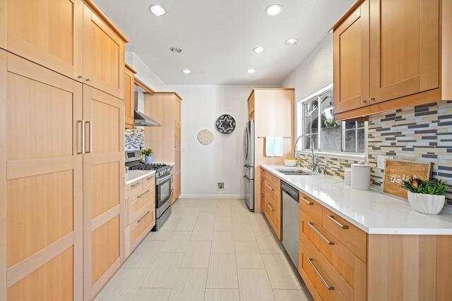 38101 Cambridge Court, Fremont CA: https://media.crmls.org/mediaz/e2d65724-e178-438e-be73-9957a80750dc.jpg