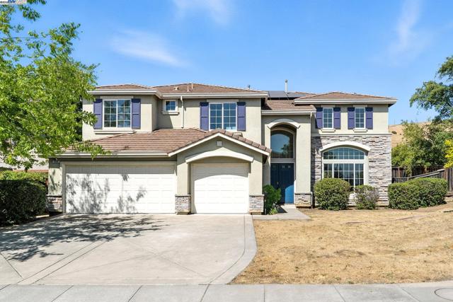 3909 Danbury Way, Fairfield CA: https://media.crmls.org/mediaz/e2d6d4b7-ff85-41be-b31c-35b06c735276.jpg