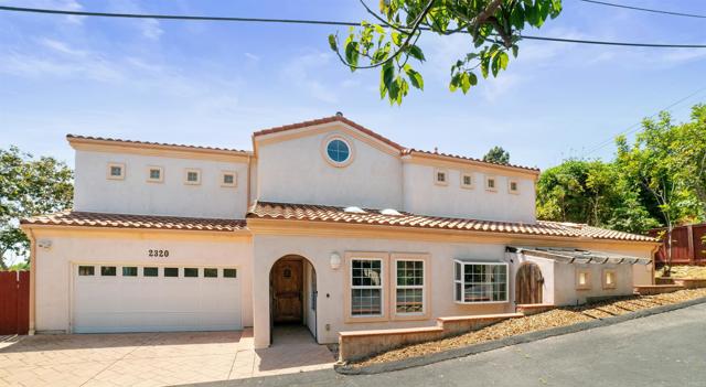 2320 Ivy Road, Oceanside CA: https://media.crmls.org/mediaz/e2d709b7-2d77-4924-83c3-6fe405200814.jpg
