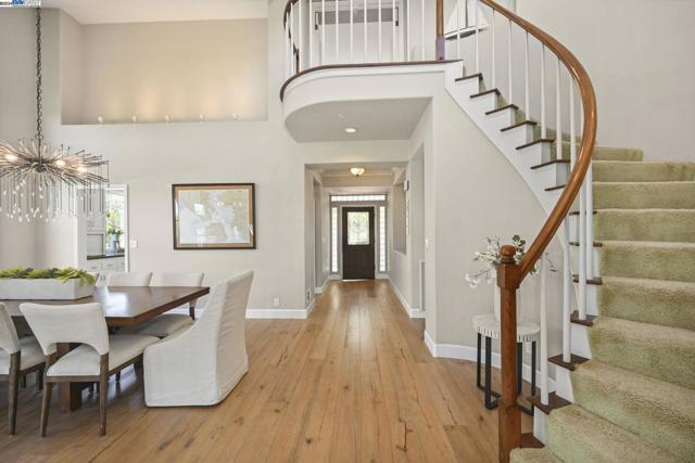 Image 10 of 55 For 5199 Parkridge Dr.