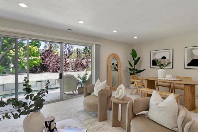 762 University Avenue, Palo Alto CA: https://media.crmls.org/mediaz/e2d783d0-05ee-43d0-b2ce-39f101533436.jpg