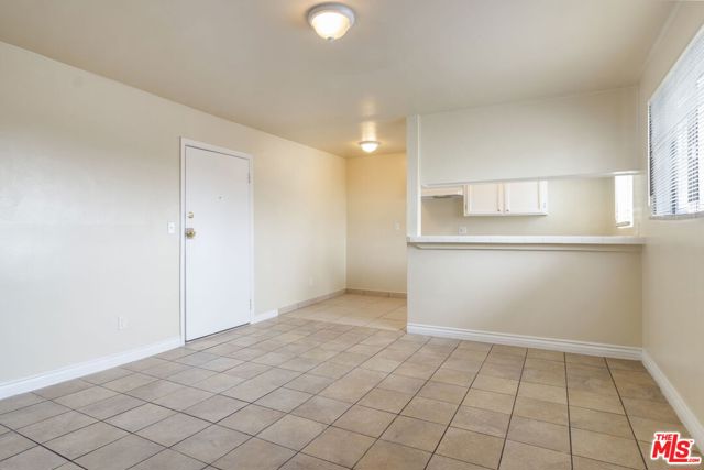 11204 S Broadway, Los Angeles CA: https://media.crmls.org/mediaz/e2d79c0a-056c-4251-993c-b5bd1e172ba7.jpg