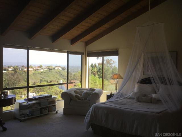 6645 Caminito Scioto, La Jolla CA: https://media.crmls.org/mediaz/e2d8696b-4091-4275-9a01-397fb39c7bfd.jpg