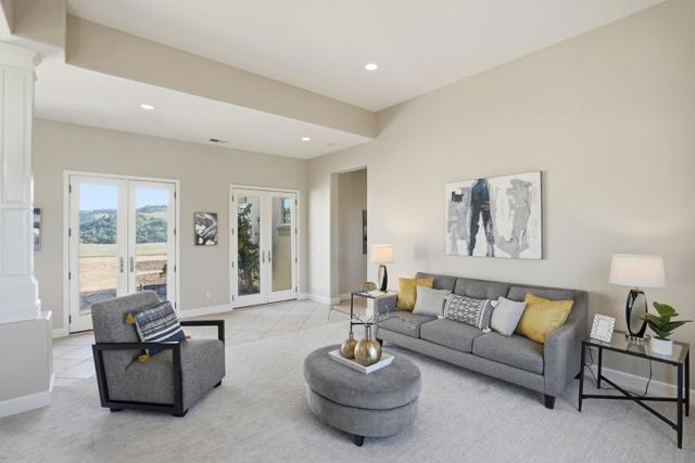 979 Via Rodriguez, San Juan Bautista CA: https://media.crmls.org/mediaz/e2d99516-b73e-407e-98ad-7474654eb2e3.jpg