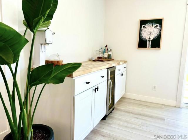 4838 Mount Saint Helens Dr, San Diego CA: https://media.crmls.org/mediaz/e2da3a34-9e23-4001-8d03-97a41c9a414f.jpg