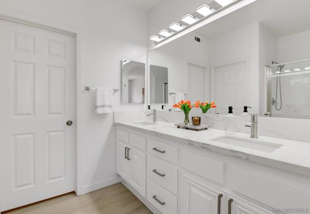 7895 Via Montebello, San Diego CA: https://media.crmls.org/mediaz/e2da62fa-07c2-4ad2-95eb-07798fa649ce.jpg
