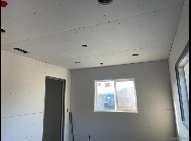 3335 37 S Barcelona St., Spring Valley CA: https://media.crmls.org/mediaz/e2da8040-a8af-4e65-b681-f2cbf50042ad.jpg