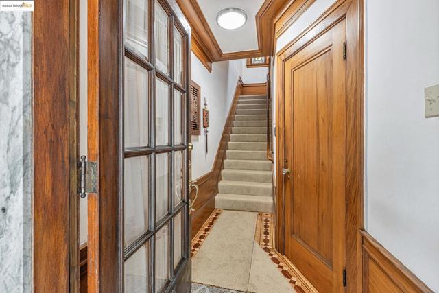 2033 Clement St, San Francisco CA: https://media.crmls.org/mediaz/e2da9dc2-b491-44b6-8ba9-9b107085d160.jpg