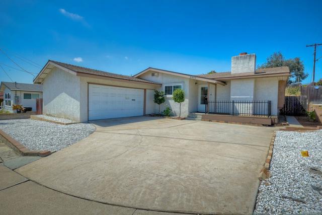 Detail Gallery Image 1 of 25 For 2902 Manos Dr, San Diego,  CA 92139 - 3 Beds | 1/1 Baths