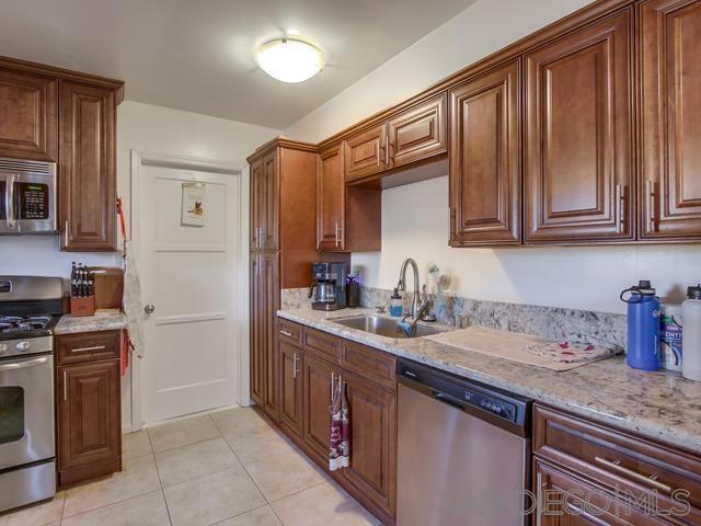 3844 Brems St, San Diego CA: https://media.crmls.org/mediaz/e2db44c6-1c09-4e97-8de0-293952caed25.jpg