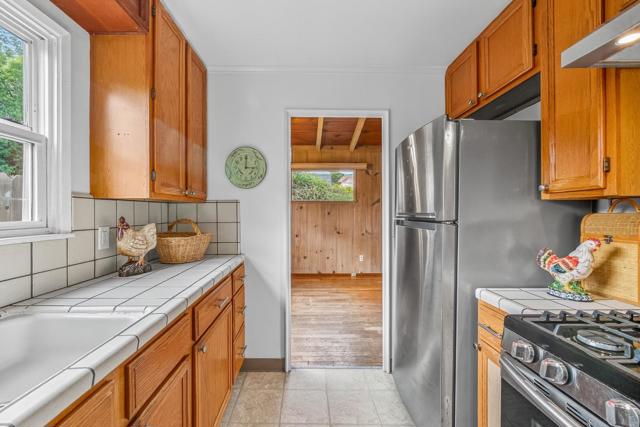 0 W Franklin Street, Monterey CA: https://media.crmls.org/mediaz/e2dc09da-e824-435f-9d63-4a5f614d8686.jpg