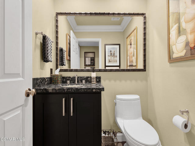 5426 Cedarhaven Drive, Agoura Hills CA: https://media.crmls.org/mediaz/e2dcb536-f1b0-4d5c-bf04-bf8656eecae7.jpg