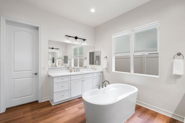 1228 Spivey Rd, Chula Vista CA: https://media.crmls.org/mediaz/e2dcefd9-c94a-499d-af01-0fe3e3f6755c.jpg