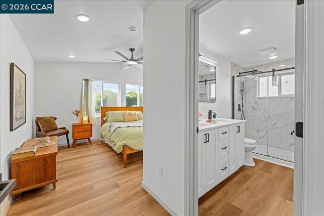 5169 Concord Blvd, Concord CA: https://media.crmls.org/mediaz/e2dcfdd7-f4cf-4043-a171-8dd11045bfa7.jpg